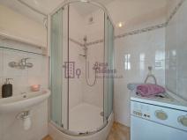 Pronájem bytu 1+1, Jindřichův Hradec, sídliště Vajgar, 42 m2