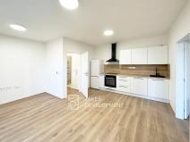 Pronájem bytu 2+kk, Kolín, Zengrova, 44 m2