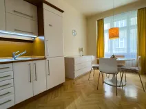 Prodej bytu 2+kk, Praha, Ve Smečkách, 80 m2