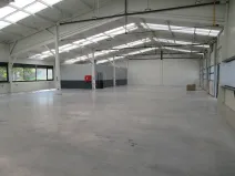 Pronájem skladu, Cvrčovice, 750 m2