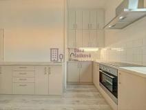 Pronájem bytu 3+kk, Jindřichův Hradec, Sládkova, 61 m2