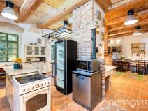 Prodej rodinného domu, Zbraslavice, 588 m2