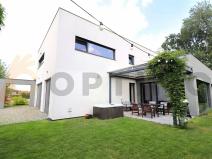 Prodej rodinného domu, Praha - Dolní Chabry, Počeradská, 332 m2