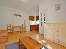 Pronájem bytu 1+kk, Praha - Holešovice, U Uranie, 26 m2