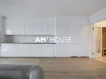 Pronájem bytu 3+kk, Praha - Karlín, Pernerova, 90 m2