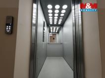 Prodej bytu 1+kk, Karviná - Hranice, Čsl. armády, 32 m2