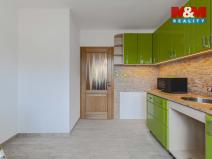 Prodej bytu 3+1, Oselce, 72 m2