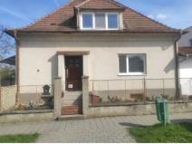 Dražba rodinného domu, Strážnice, J. Skácela, 130 m2