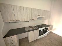 Pronájem bytu 1+1, Praha - Nové Město, Na bojišti, 35 m2