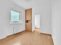 Prodej bytu 2+1, Praha - Strašnice, Na stezce, 40 m2