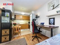 Prodej bytu 1+kk, Praha - Hostavice, U Hostavického potoka, 36 m2