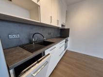 Pronájem kanceláře, Brno, třída Generála Píky, 45 m2