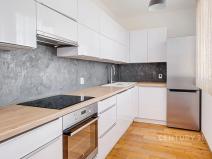 Prodej bytu 3+1, Praha - Hlubočepy, Wassermannova, 69 m2