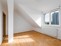 Pronájem bytu 2+kk, Plzeň, Borská, 43 m2