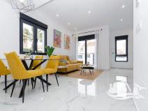 Prodej vily, Torrevieja, Španělsko, 95 m2