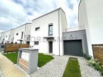 Pronájem rodinného domu, Praha, 159 m2