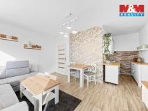 Prodej bytu 1+kk, Chlumec, Vyklická, 35 m2