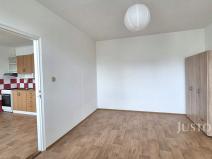 Pronájem bytu 1+1, Písek, nábřeží 1. máje, 39 m2