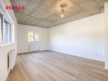 Prodej bytu 2+kk, Praha - Hrdlořezy, Českobrodská, 57 m2