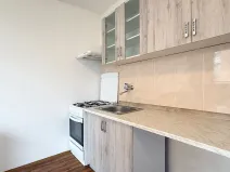 Pronájem bytu 1+1, Chomutov, Kundratická, 33 m2