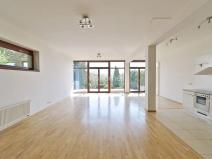 Pronájem rodinného domu, Praha - Nebušice, 360 m2