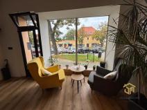 Pronájem obchodního prostoru, Napajedla, Masarykovo náměstí, 70 m2