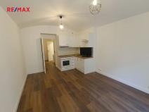 Pronájem bytu 2+kk, Praha - Vršovice, Moskevská, 59 m2