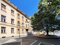 Pronájem kanceláře, Pardubice, náměstí Republiky, 17 m2