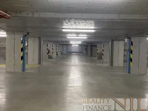 Pronájem garážového stání, Plzeň, 13 m2