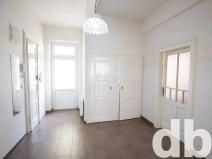 Pronájem bytu 3+1, Praha - Vinohrady, Bělehradská, 100 m2