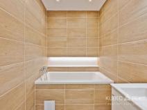 Prodej bytu 2+kk, Jindřichův Hradec, sídliště Vajgar, 43 m2