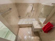 Pronájem bytu 3+1, Praha - Motol, Hennerova, 61 m2