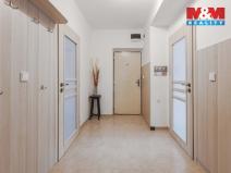 Prodej bytu 3+1, Klatovy - Klatovy IV, Školní, 81 m2