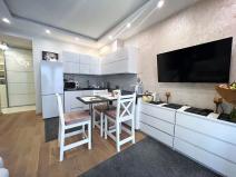 Prodej bytu 2+kk, Praha, Horní, 49 m2