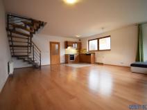 Pronájem rodinného domu, Praha - Hloubětín, Stropnická, 142 m2