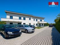 Prodej bytu 1+kk, Ostrov, Sukova, 23 m2