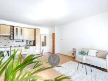 Prodej bytu 1+kk, Holubice, Lesní, 41 m2