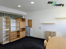 Pronájem kanceláře, Lysá nad Labem, Poděbradova, 23 m2