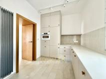 Prodej atypického bytu, Teplice, J. V. Sládka, 134 m2