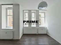 Pronájem bytu 1+kk, Praha - Vinohrady, Lucemburská, 30 m2