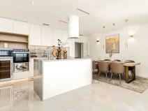 Prodej bytu 4+1, Praha - Stodůlky, Petržílkova, 228 m2