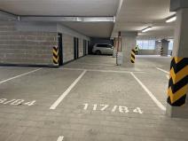 Pronájem garážového stání, Praha, 21 m2