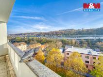 Pronájem bytu 3+kk, Praha - Karlín, U Sluncové, 65 m2