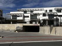 Pronájem garážového stání, Praha, 16 m2