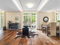 Prodej vily, Praha - Dejvice, V Šáreckém údolí, 459 m2