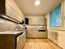 Prodej bytu 2+1, Třebíč, Kubišova, 61 m2