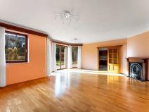 Pronájem rodinného domu, Praha - Křeslice, Pod ovčínem, 300 m2