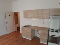Pronájem bytu 1+kk, Praha - Holešovice, Kamenická, 23 m2