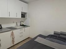 Pronájem bytu 1+kk, Praha - Jinonice, Peroutkova, 16 m2