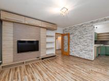 Pronájem atypického bytu, Starý Plzenec, Máchova, 60 m2